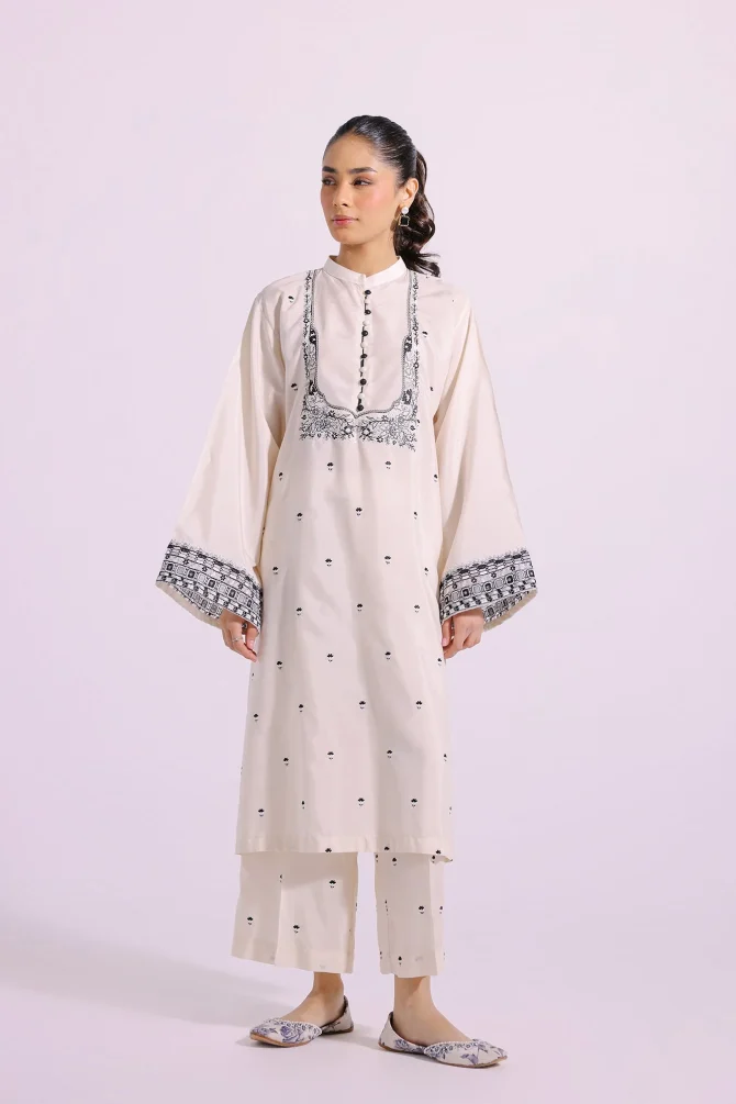 Ethnic | Pret SS '24 | EMBROIDERED SUIT