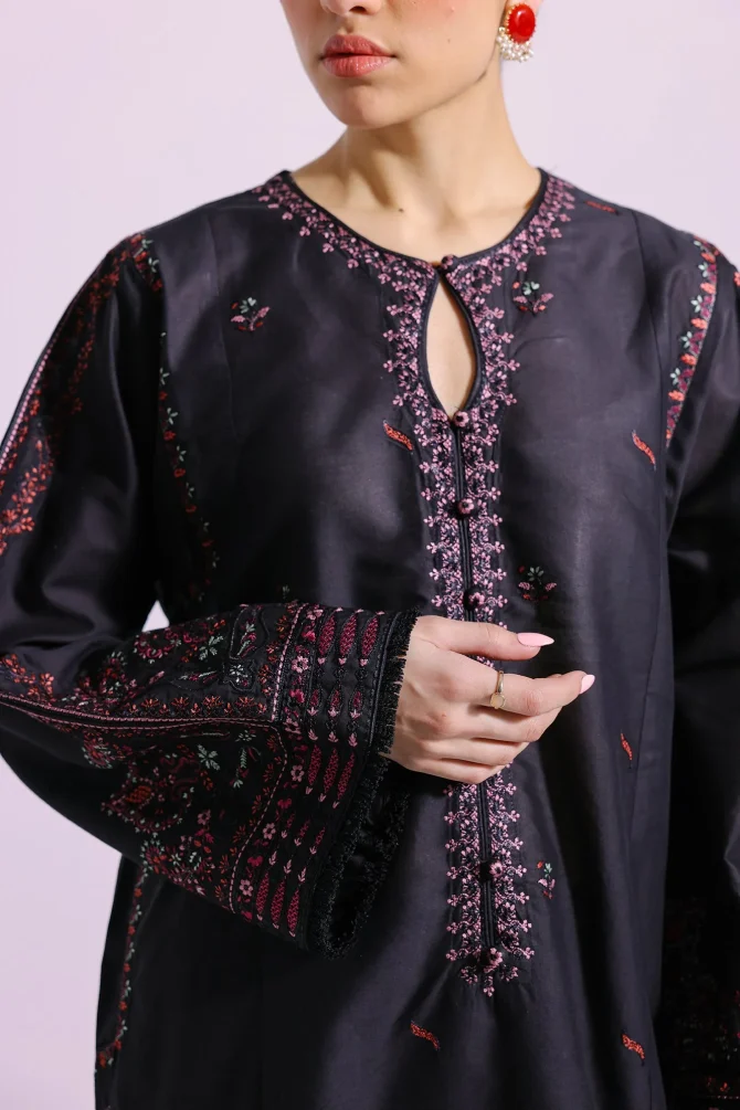 Ethnic | Pret SS '24 | EMBROIDERED SUIT