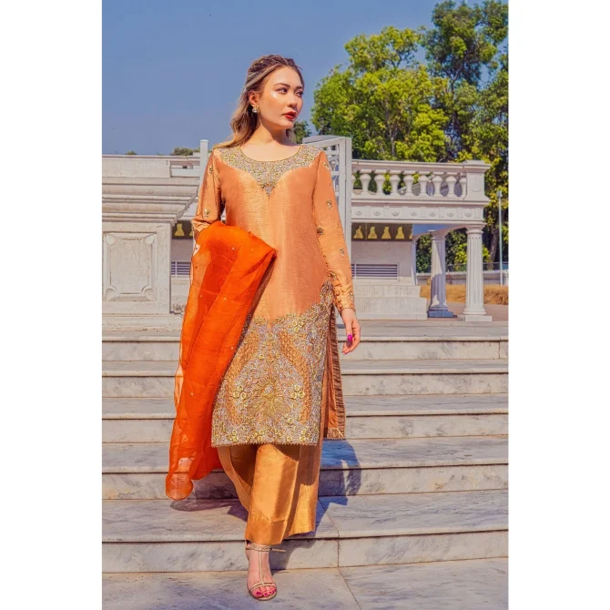 A-Meenah | Qazaq Luxury Pret FW/22 | 03 Zehab